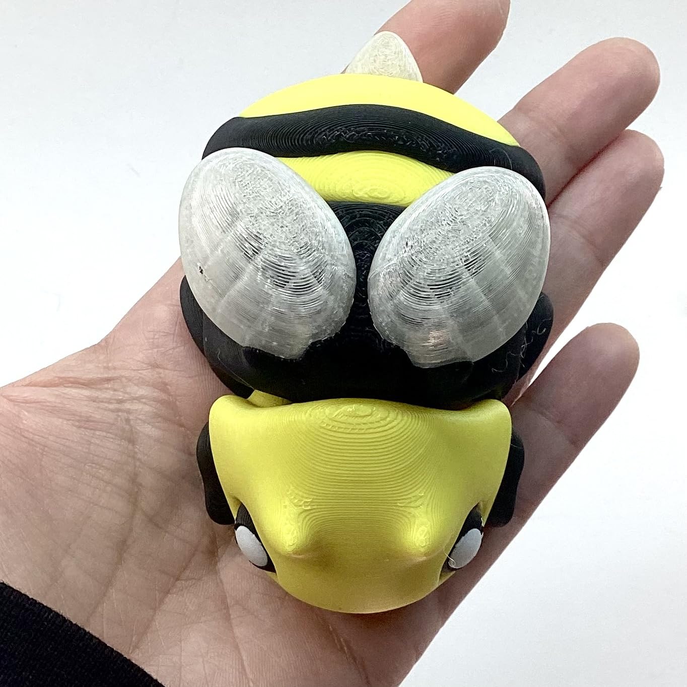 Fidget Bumble Bee 3D Printed Articulated Spring Toy Stress Relief Desk Toy for Kids Adults Layers in Green