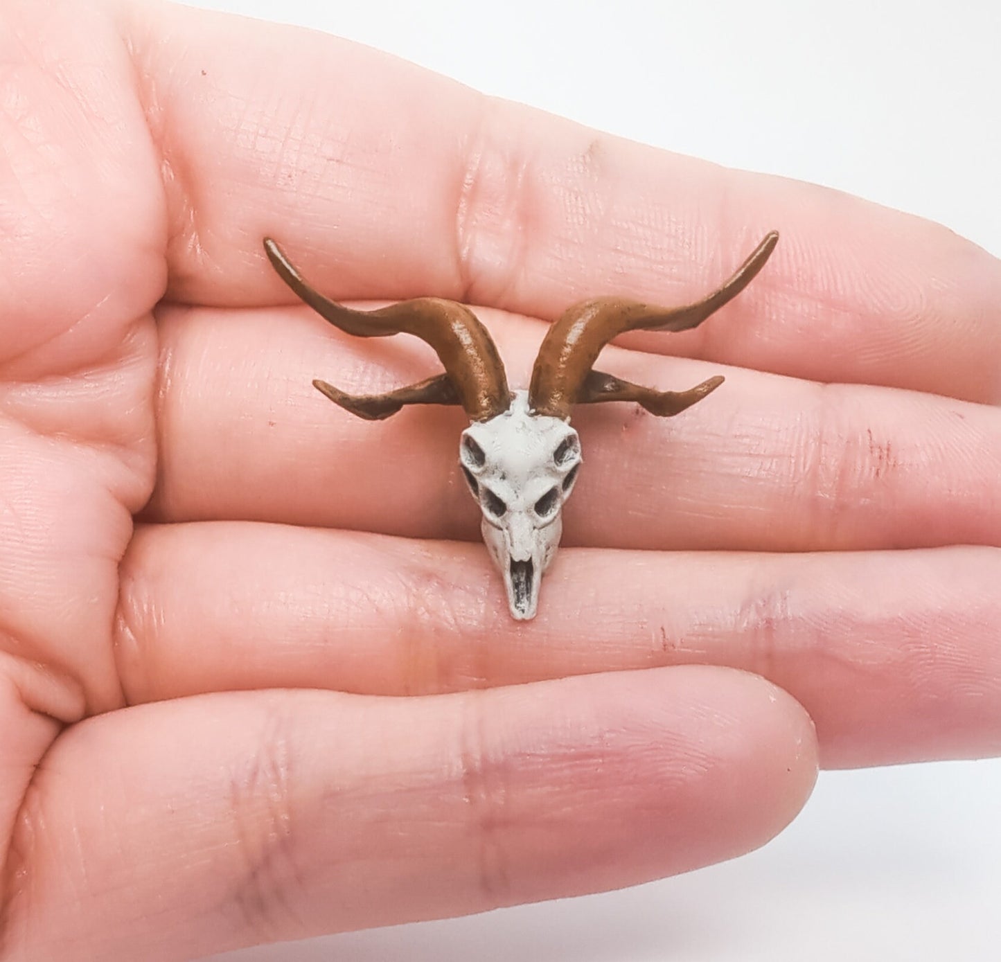 Demon Goat Skull - 1:24 scale miniature cranium size for occult diorama, dollhouse, arts and crafts, horror curiosities oddities (1 skull)